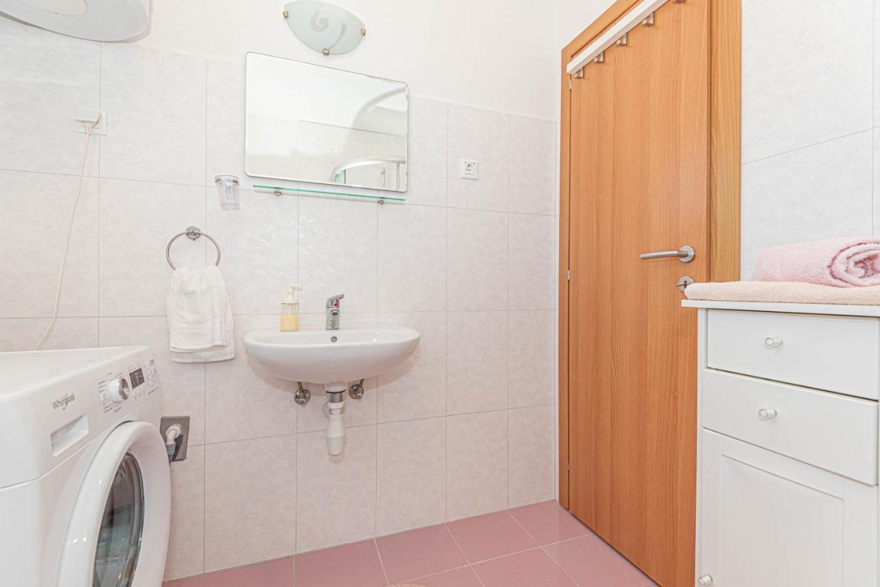 Apartment Milka Затон Экстерьер фото